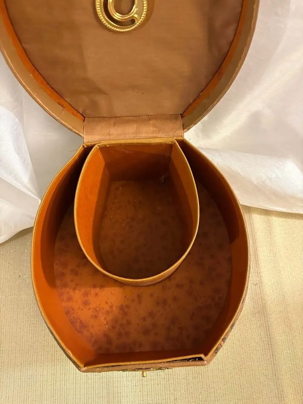 Unknown vintage octagonal
